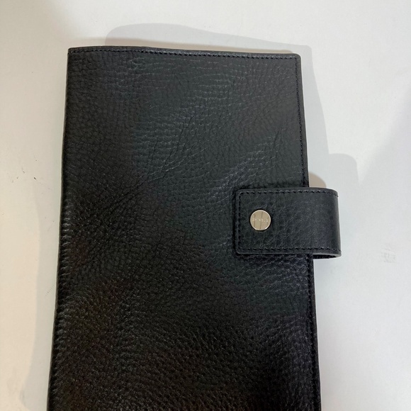 SHINOLA DETROIT LEATHER IPAD MINI / MED. JOURNAL TWO OPTIONS - Picture 9 of 14